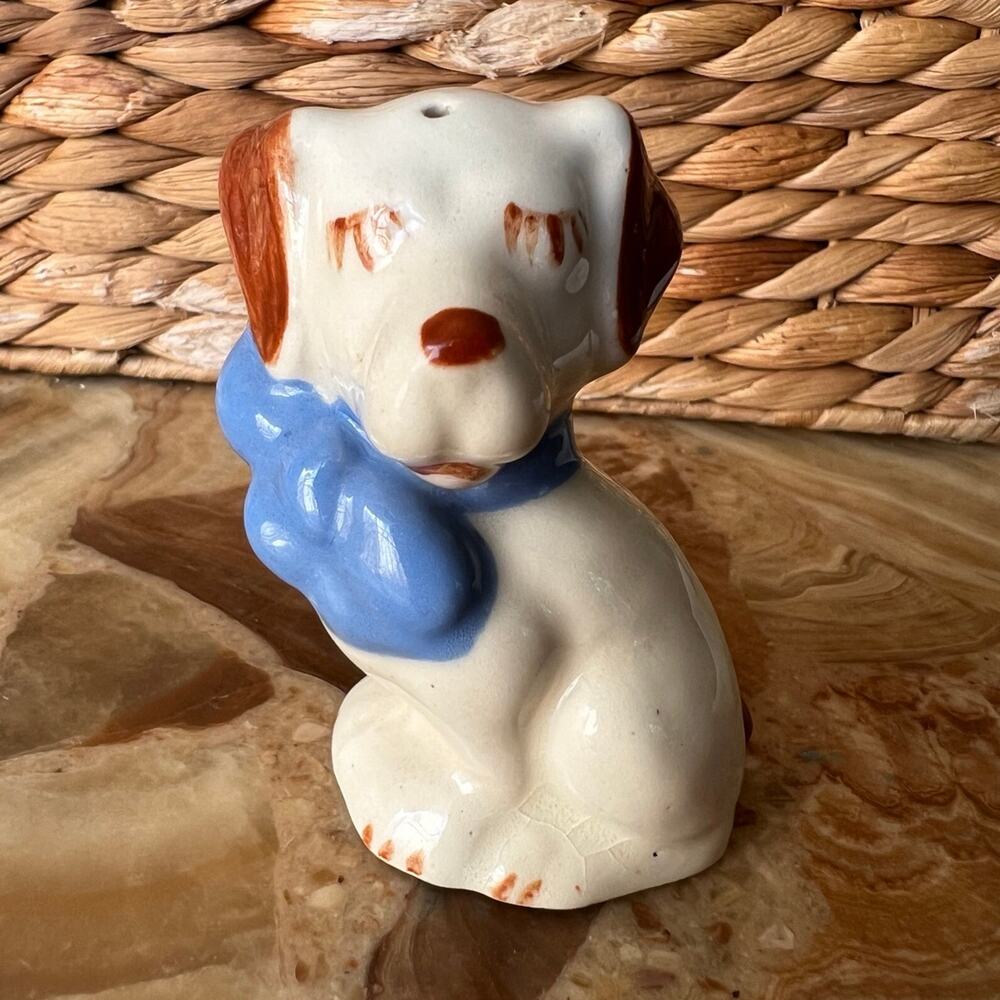 Puppy with blue bow pepper shaker